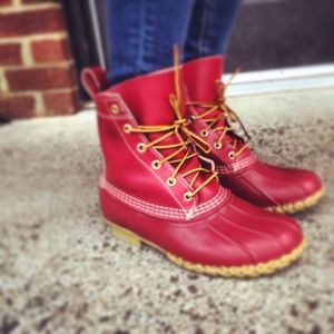 RARE Trendy Red Limited Edition LL Bean Duck Boots